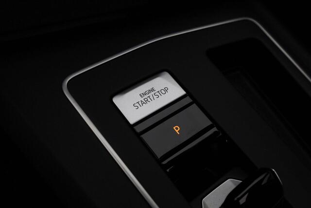 Volkswagen GOLF Variant 1.5 eTSI 115 pk DSG Life Edition | Panoramadak | Stuur-/stoelverwarming | Achteruitrijcamera | Apple Carplay / Android Auto