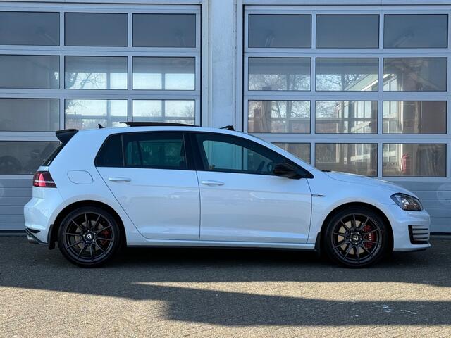 Volkswagen GOLF 2.0 TSI GTI PERF. Dakje/Trekhaak/Dynaudio