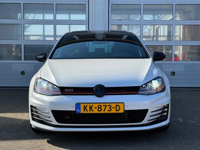 Volkswagen GOLF 2.0 TSI GTI PERF. Dakje/Trekhaak/Dynaudio