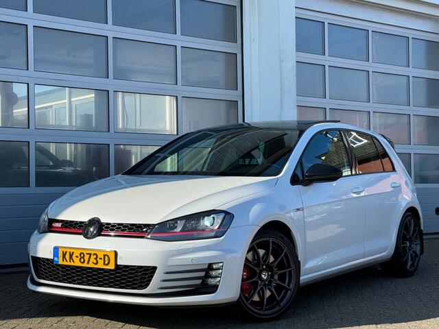 Volkswagen GOLF 2.0 TSI GTI PERF. Dakje/Trekhaak/Dynaudio