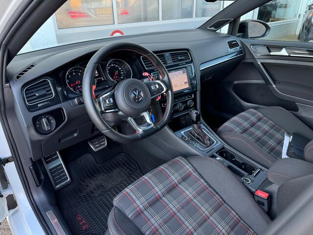 Volkswagen GOLF 2.0 TSI GTI PERF. Dakje/Trekhaak/Dynaudio