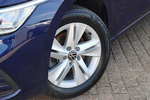 Volkswagen GOLF Variant 1.0 eTSI Life 110pk DSG7
