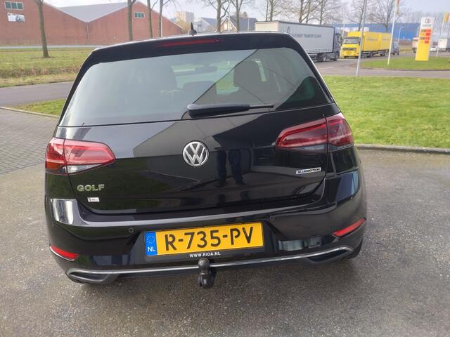 Volkswagen GOLF 1.5 TSI Highline
