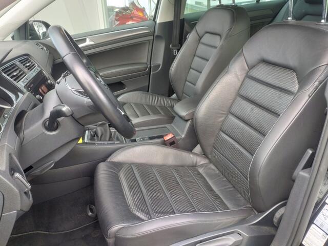 Volkswagen GOLF 1.5 TSI Highline