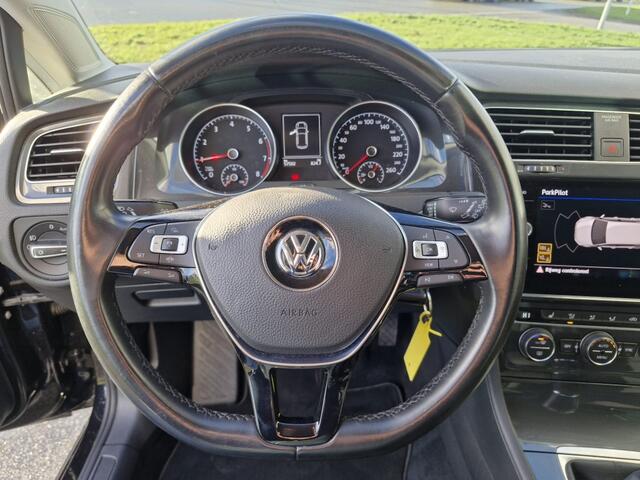 Volkswagen GOLF 1.5 TSI Highline
