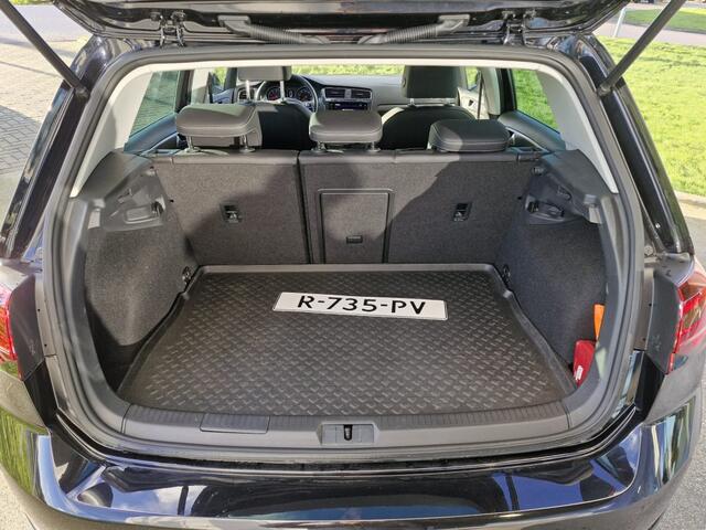 Volkswagen GOLF 1.5 TSI Highline