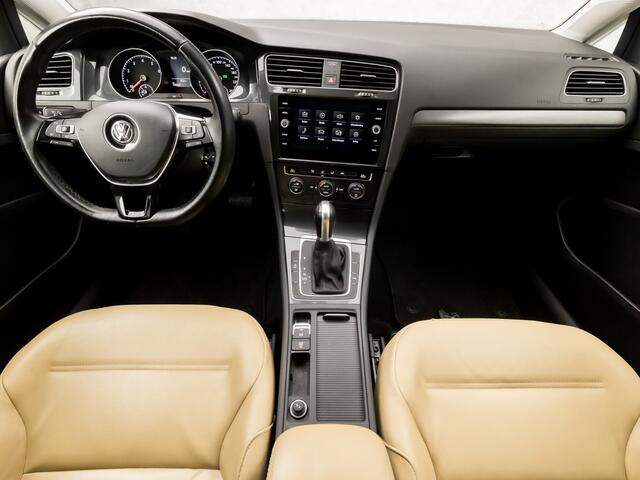 Volkswagen GOLF Variant 1.0 TSI Sportline Automaat (CLIMATE, GETINT GLAS, LEDEREN SPORTSTOELEN, ADAPTIVE CRUISE, PARKEERSENSOREN, NIEUWE APK, NIEUWSTAAT)