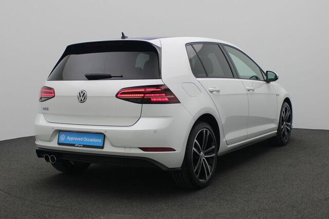 Volkswagen GOLF 1.4 TSI 204 pk DSG PHEV GTE Limited Edition 085/200 | Panoramadak | Leder | Geheugenstoel | Navigatie Discover Pro | Virtual Cockpit | Achteruitrijcamera | Stoelverwarming