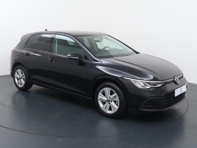 Volkswagen GOLF 1.0 TSI Life | 110 PK | Achteruitrijcamera | ErgoActive bestuurdersstoel | Climate control |