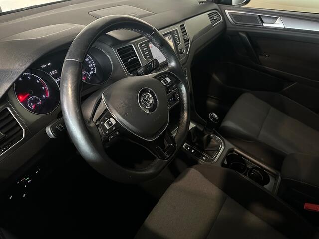 Volkswagen GOLF 1.2 TSI CON. SERIES l ACC l ECC l NAVI l CARPLAY l 16INCH