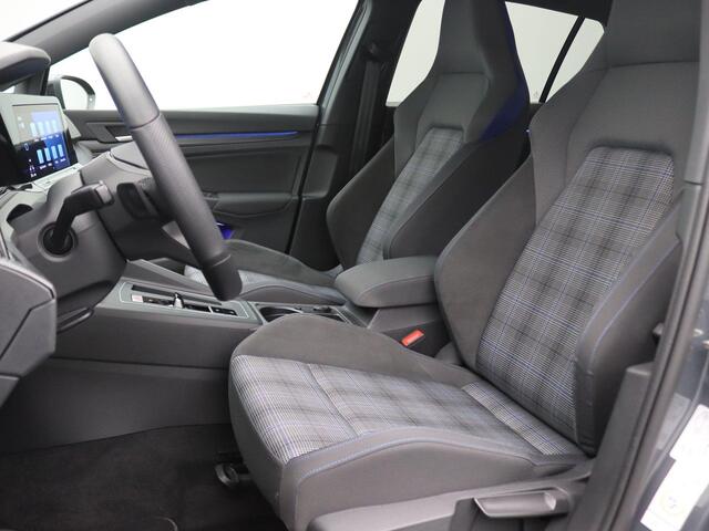 Volkswagen GOLF 1.4 eHybrid GTE 245PK DSG Adaptieve Cruise Controle, Achteruitrijcamera, Side Assist, Keyless, Matrix-LED Verlichting, Navi, Stoel-Stuurverwarming, Trekhaak, 17" LM Velgen