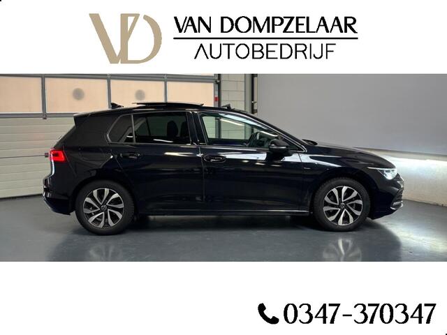 Volkswagen GOLF 2.0 TDI 150PK / AUTOMAAT / ACTIVE Business / Panodak / Camera / Trekh. /
