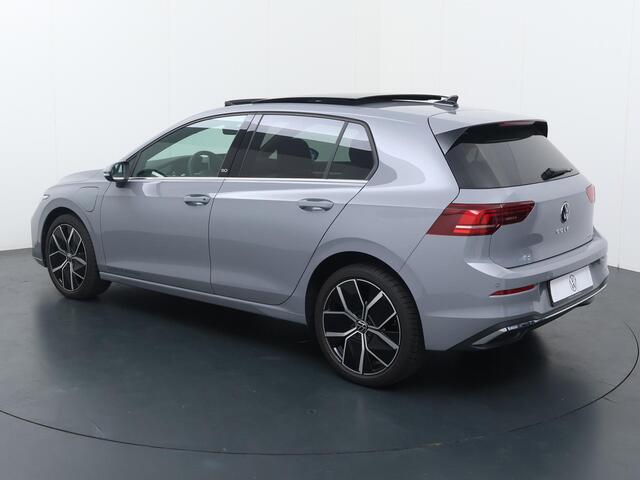 Volkswagen GOLF 8 50 Edition 1.5 eHybrid 150 kW / 204 pk Hatchback 6 versn. DSG | Panoramadak | Comfort pakket |