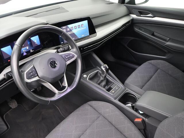 Volkswagen GOLF 1.0 TSI Life | 110 PK | Apple CarPlay / Android Auto | Navigatiesysteem | Achteruitrijcamera |