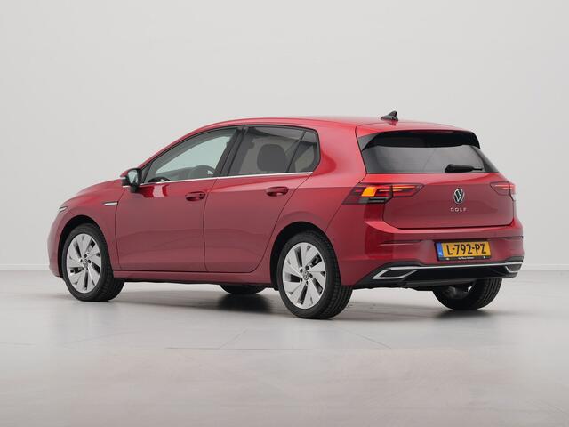 Volkswagen GOLF 1.5 TSI 130pk Style Navigatie Acc Pdc Led 111