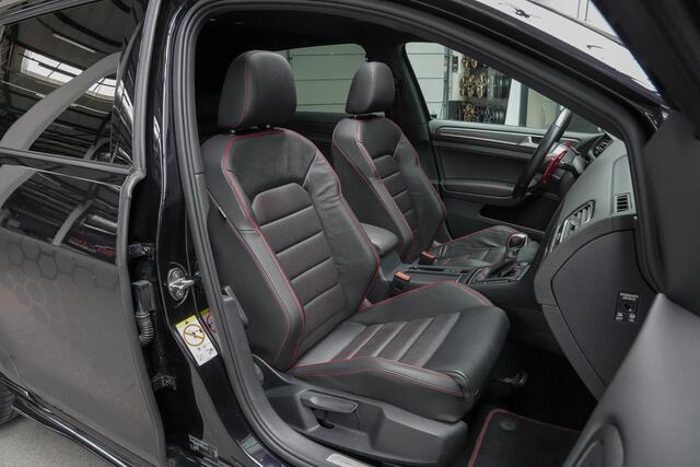 Volkswagen GOLF 2.0 TSI GTI TCR AUTOMAAT |virtueel cockpit|lederen stoelen met memory|adaptive|pano|Dynaudio|camera|apple carplay|LED|