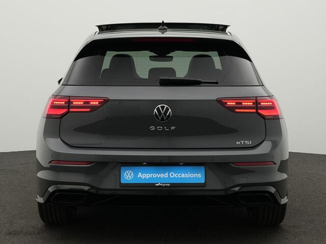 Volkswagen GOLF 1.5 eTSI 150 pk DSG R-Line | Panoramadak | IQ Light | Stuur-/stoelverwarming | Achteruitrijcamera | Sportonderstel | Navigatie