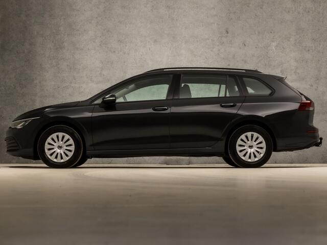 Volkswagen GOLF Variant 1.0 TSI Premium (APPLE CARPLAY, GROOT NAVI, ADAPTIVE CRUISE, TREKHAAK ELEKTRISCH, KEYLESS START, SPORTSTOELEN, DAB+, LED KOPLAMPEN, NIEUWE APK, NIEUWSTAAT)