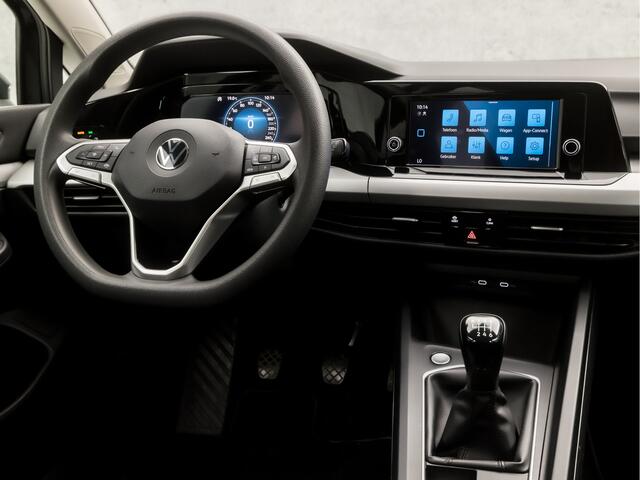 Volkswagen GOLF Variant 1.0 TSI Premium (APPLE CARPLAY, GROOT NAVI, ADAPTIVE CRUISE, TREKHAAK ELEKTRISCH, KEYLESS START, SPORTSTOELEN, DAB+, LED KOPLAMPEN, NIEUWE APK, NIEUWSTAAT)
