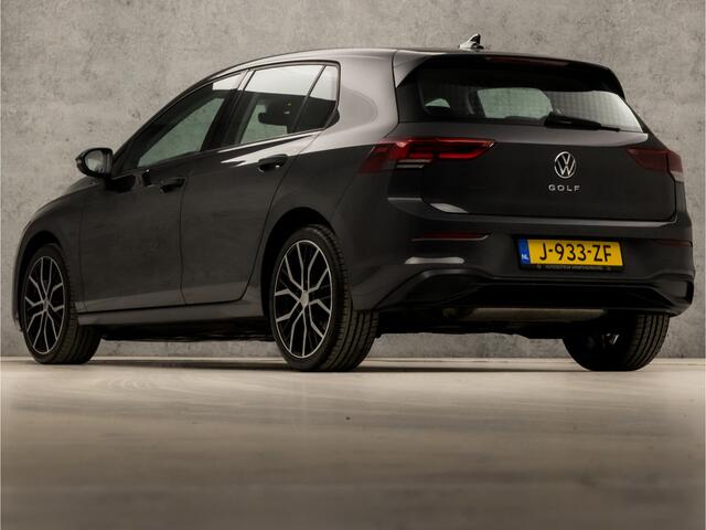 Volkswagen GOLF 1.0 TSI Sport (APPLE CARPLAY, NAVIGATIE, CLIMATE, LED KOPLAMPEN, SPORTSTOELEN, LM VELGEN, LANE ASSIST, NIEUWSTAAT)
