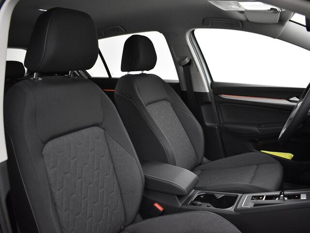 Volkswagen GOLF Life Edition 1.5 eHybrid 204 pk 6 versn. DSG · Comfort Pakket · Achteruitrijcamera · MEGA SALE