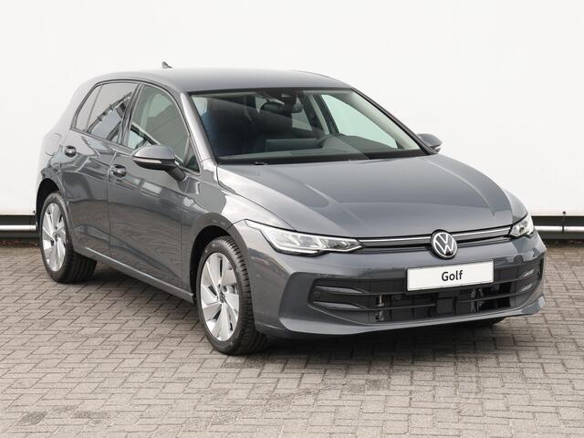 Volkswagen GOLF Life Edition 1.5 eHybrid 150 kW / 204 pk | Led | Navigatie | Stoel - stuur verwarming | Camera | PDC |