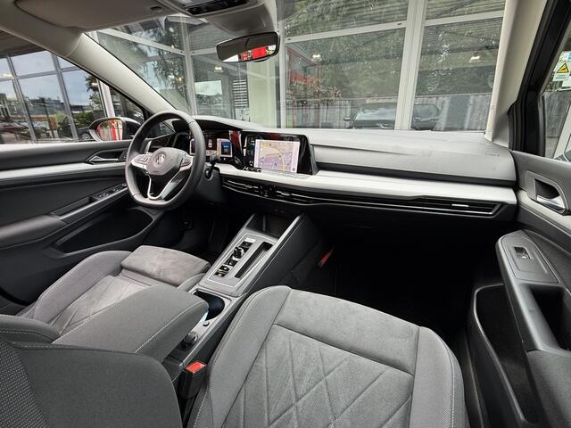 Volkswagen GOLF 1.0 eTSI AUT. *!* IQ LED/ 18 INCH/ MASSAGE/ CAMERA/ PRIVACY GLAS *!*