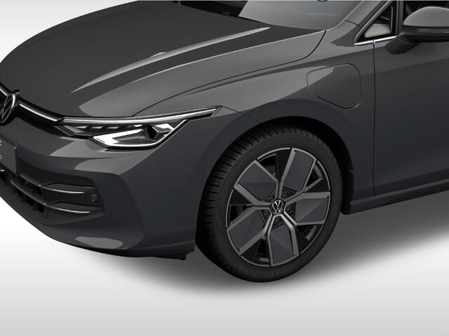 Volkswagen GOLF Style Edition 1.5 eHybrid 204 pk 6 versn. DSG · Multimedia Pakket · Panoramisch schuif-, kanteldak, elektrisch bedienbaar · Trekhaak, elektrisch inklapbaar ·