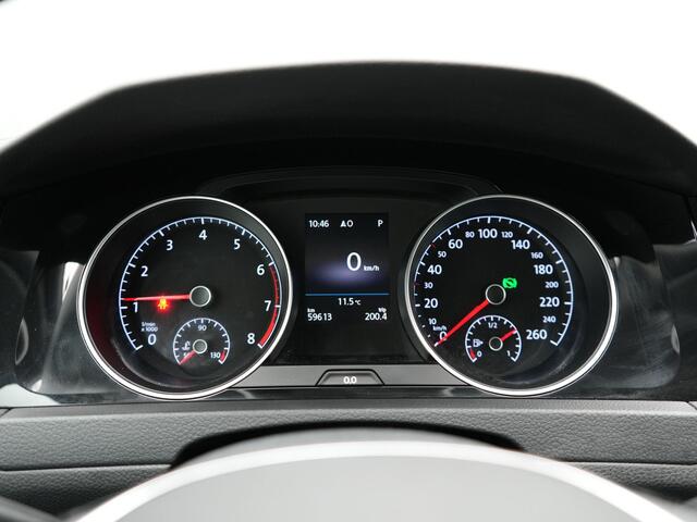 Volkswagen GOLF Variant 1.5 TSI Highline 150pk DSG | Adaptive Cruise | Carplay | Stoelverwarming/Stoelmassage | Navigatie | Spraakbediening | Sportstoelen |