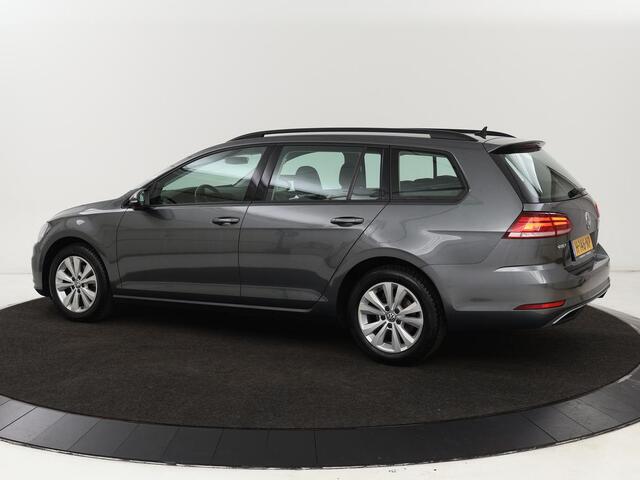 Volkswagen GOLF 1.0 TSI Comfortline | Stoelverwarming | Carplay | Massage | Navigatie | ErgoActive | Adaptive cruise | Climate control | Parkeerhulp