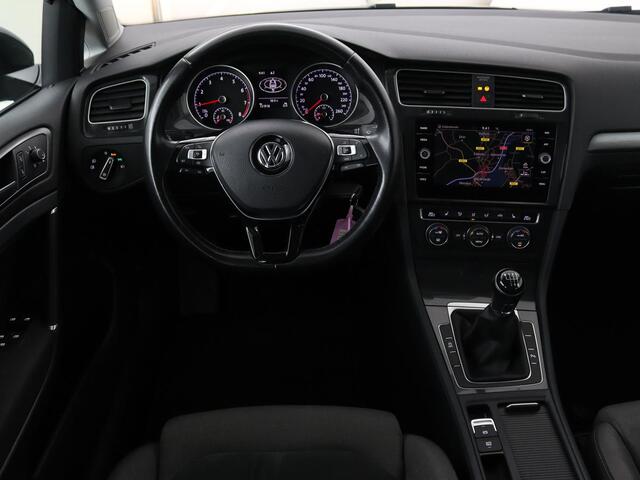 Volkswagen GOLF 1.0 TSI Comfortline | Stoelverwarming | Carplay | Massage | Navigatie | ErgoActive | Adaptive cruise | Climate control | Parkeerhulp