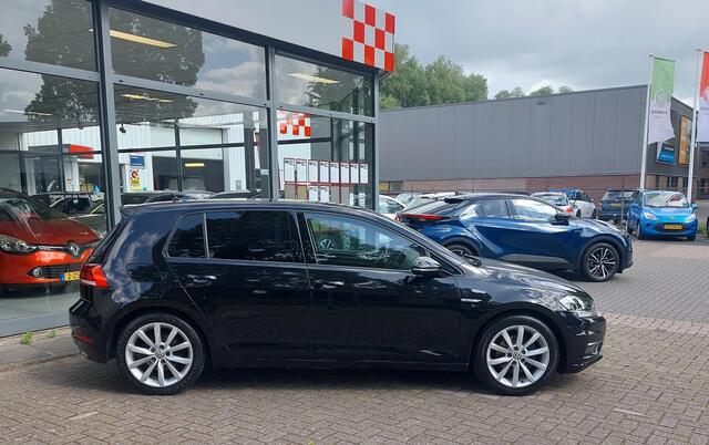 Volkswagen GOLF 1.5 TSI Highline