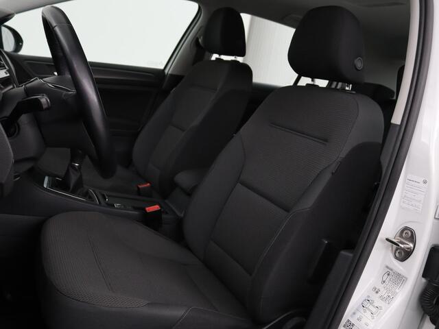 Volkswagen GOLF 1.0 TSI Comfortline | 1e eigenaar | Carplay | Adaptive cruise | Navigatie | Climate control | Parkeerhulp | Bluetooth