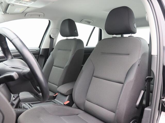 Volkswagen GOLF 1.0 TSi 115 Pk Comfortline | Adaptive Cruise Control | Climate Control | Parkeersensoren | Navigatie | Carplay | 89.228 Km!!