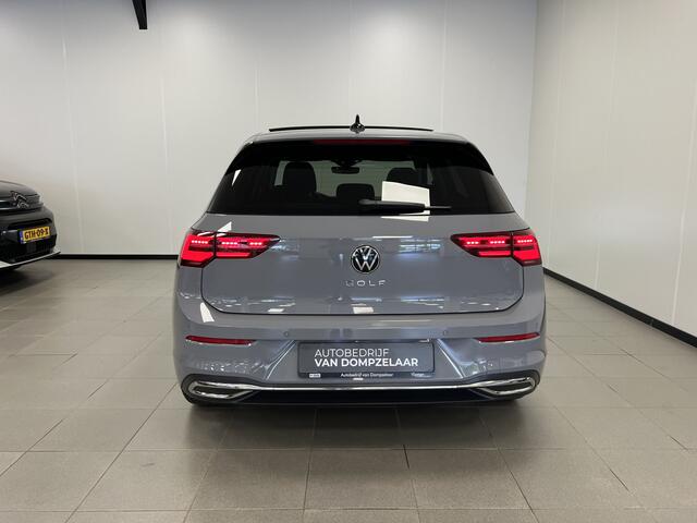 Volkswagen GOLF 2.0 TDI 150PK AUTOMAAT/ ACTIVE Business / Panodak / Camera / Head-up /