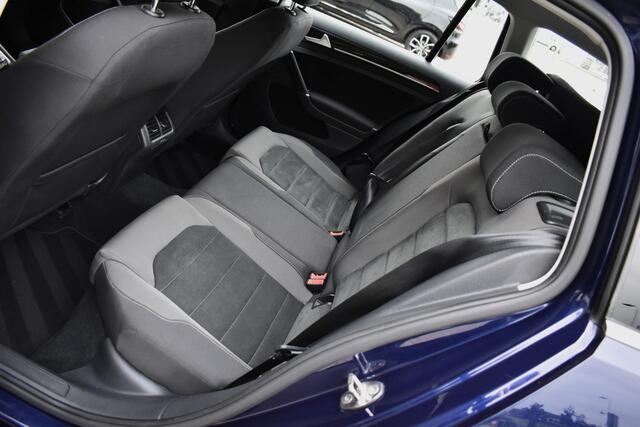 Volkswagen GOLF Variant 1.0 TSI Highline 7 p Carplay - Virtual Cockpit - Navi - Pdc - NAP