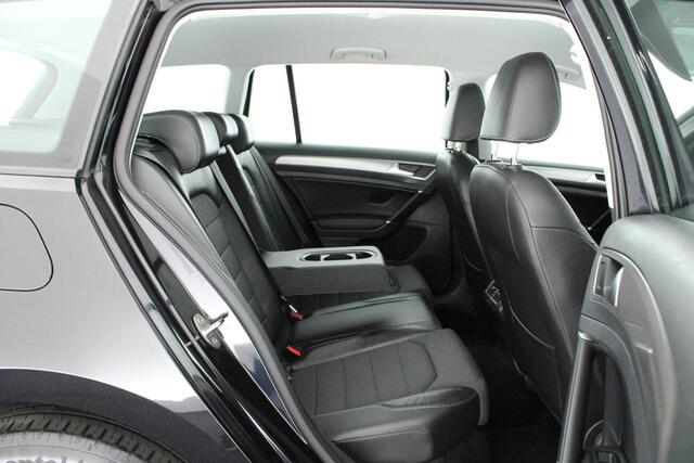 Volkswagen GOLF Variant 1.6 TDI 110pk Comfortline Stoelverwarming Navigatie