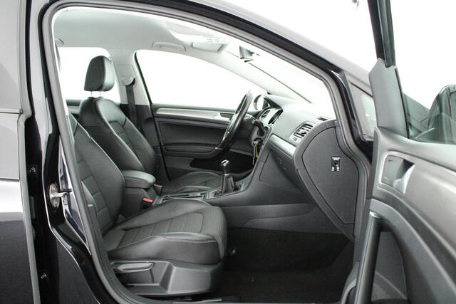 Volkswagen GOLF Variant 1.6 TDI 110pk Comfortline Stoelverwarming Navigatie