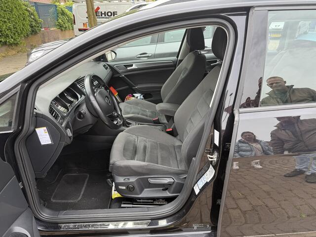 Volkswagen GOLF Variant 1.5 TSI Comfortline Business