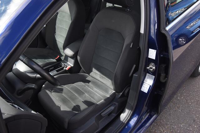 Volkswagen GOLF Variant 1.0 TSI Highline , VIRTUAL COCKPIT , PDC V+A , NAVI , CLIMATR , LMV17 ,