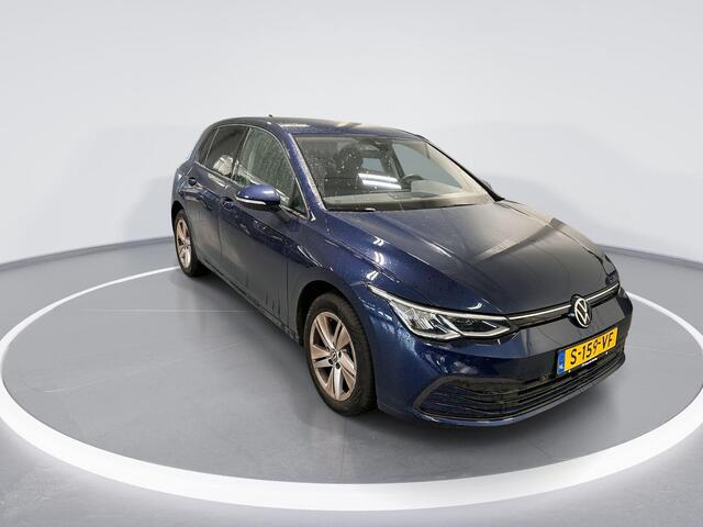 Volkswagen GOLF 1.0 eTsi 110pk DSG Life · Apple/Android Car Play · Navi · P-Sensoren · Sfeerverlichting · Verkeersbord Herkenning · 16'' Inch · Garantie t/m 19-04-2027 of 100.000km
