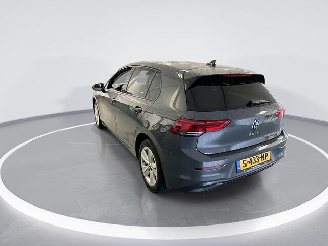 Volkswagen GOLF 1.0 eTsi 110pk DSG Life · Apple/Android Car Play · Navigatie · P-Sensoren · Sfeerverlichting · DAB · 16'' Inch · Garantie t/m 14-03-2027 of 100.000km