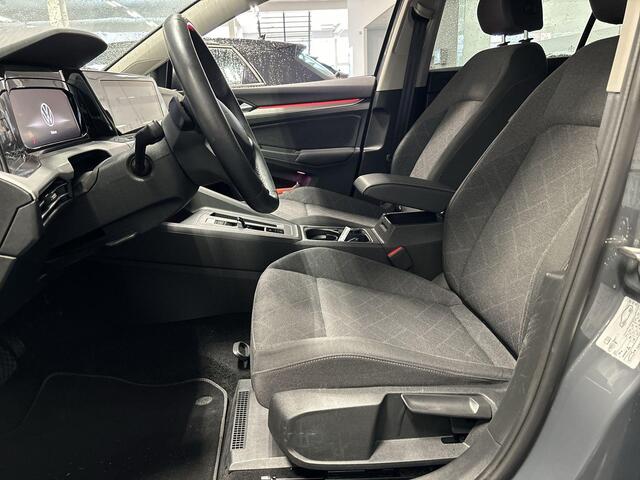 Volkswagen GOLF 1.0 eTsi 110pk DSG Life · Apple/Android Car Play · Navigatie · P-Sensoren · Sfeerverlichting · DAB · 16'' Inch · Garantie t/m 14-03-2027 of 100.000km