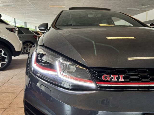 Volkswagen GOLF 2.0 TSI GTI Performance Virtual Pano Keyless