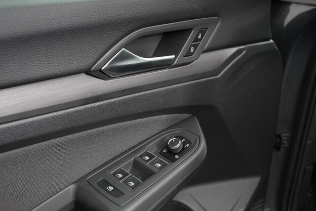 Volkswagen GOLF 1.5 eTSI 150pk DSG Style Demo! | Navigatie | Climate control | Camera | PDSC | DAB | Led | Adaptive Cruise control