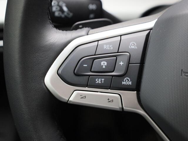 Volkswagen GOLF Variant 1.5eTSI/116PK Life DSG · Navigatie · App connect · Camera + Parkeersensoren · Garantie tot juli 2029 of 100000km