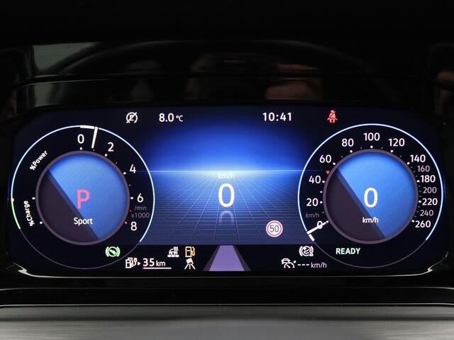 Volkswagen GOLF 1.4 eHybrid Style 204PK DSG Full led, trekhaak, adaptive cruise, stuur-stoelverwarming, elek. verstelbare voorstoel met massagefunctie, 16" lichtmetaal
