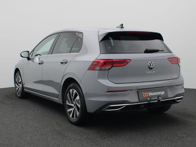 Volkswagen GOLF 1.4 eHybrid Style 204PK DSG Full led, trekhaak, adaptive cruise, stuur-stoelverwarming, elek. verstelbare voorstoel met massagefunctie, 16" lichtmetaal