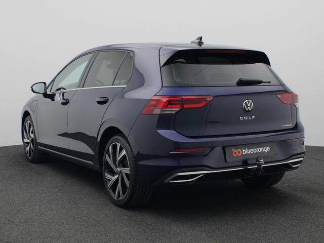 Volkswagen GOLF 1.4 eHybrid Style 204PK DSG Adaptieve Cruise Controle, Lane Assist, Keyless, Achteruitrijcamera, Stoel-stuurverwarming, Memorystoel, Trekhaak, 18" LM Velgen, Getint Glas