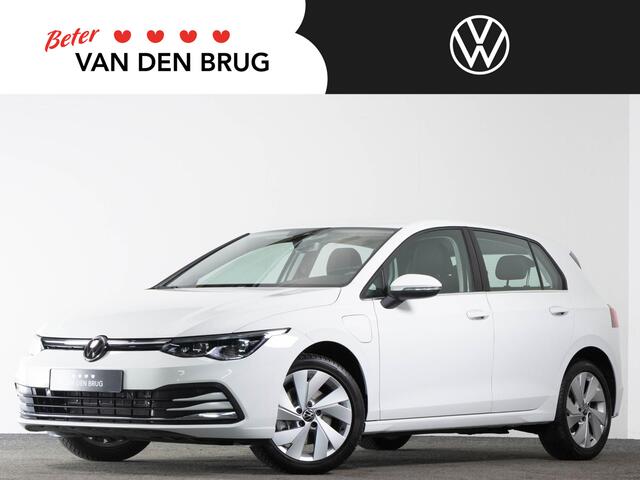 Volkswagen GOLF AUTOMAAT 1.4 204 PK DSG eHybrid Style | LED Matrix IQ | Navigatie | Stoel & Stuurwielverwarming | Adaptieve Cruise Control |